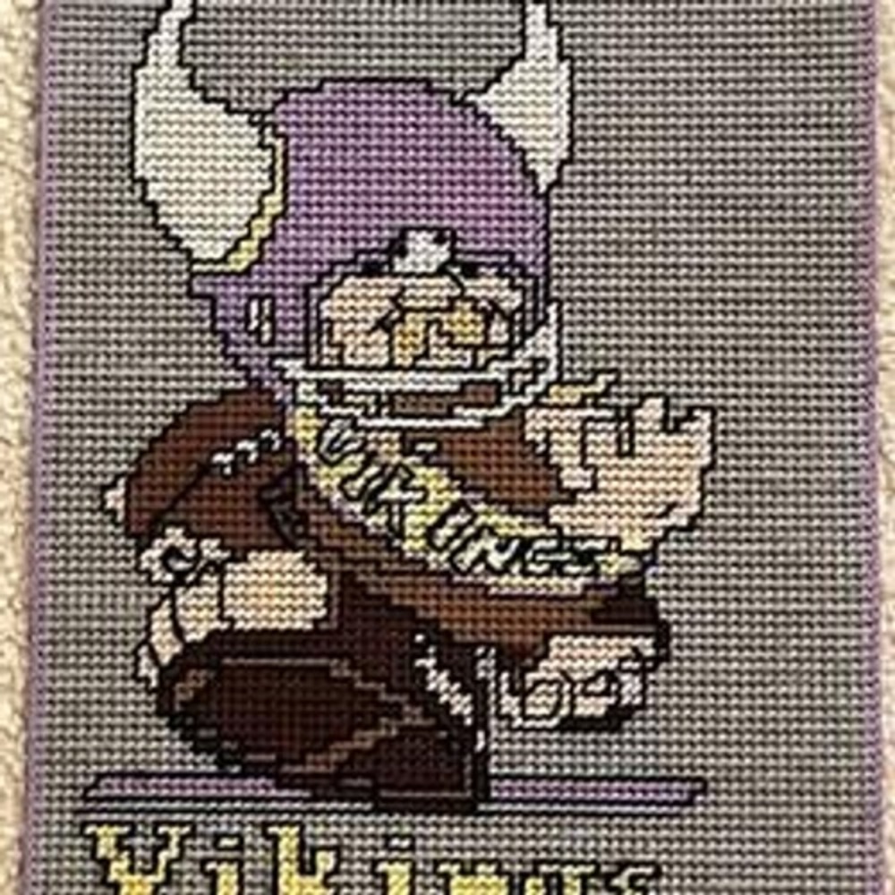 Vintage Minnesota Vikings Football NFL Needlepoint Wall Hanging 10.5 x 13.5